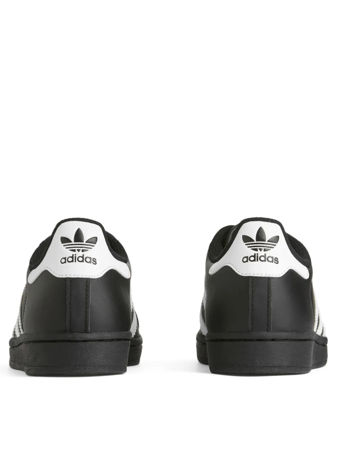 Adidas Superstar Sneakers