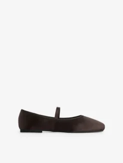 Ballerinaskor I Satin