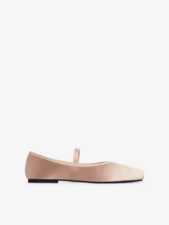 Ballerinaskor I Satin