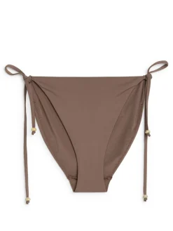 Bikinitrosa Med Knytband