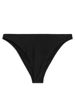Bikinitrosa Med Medelhög Midja
