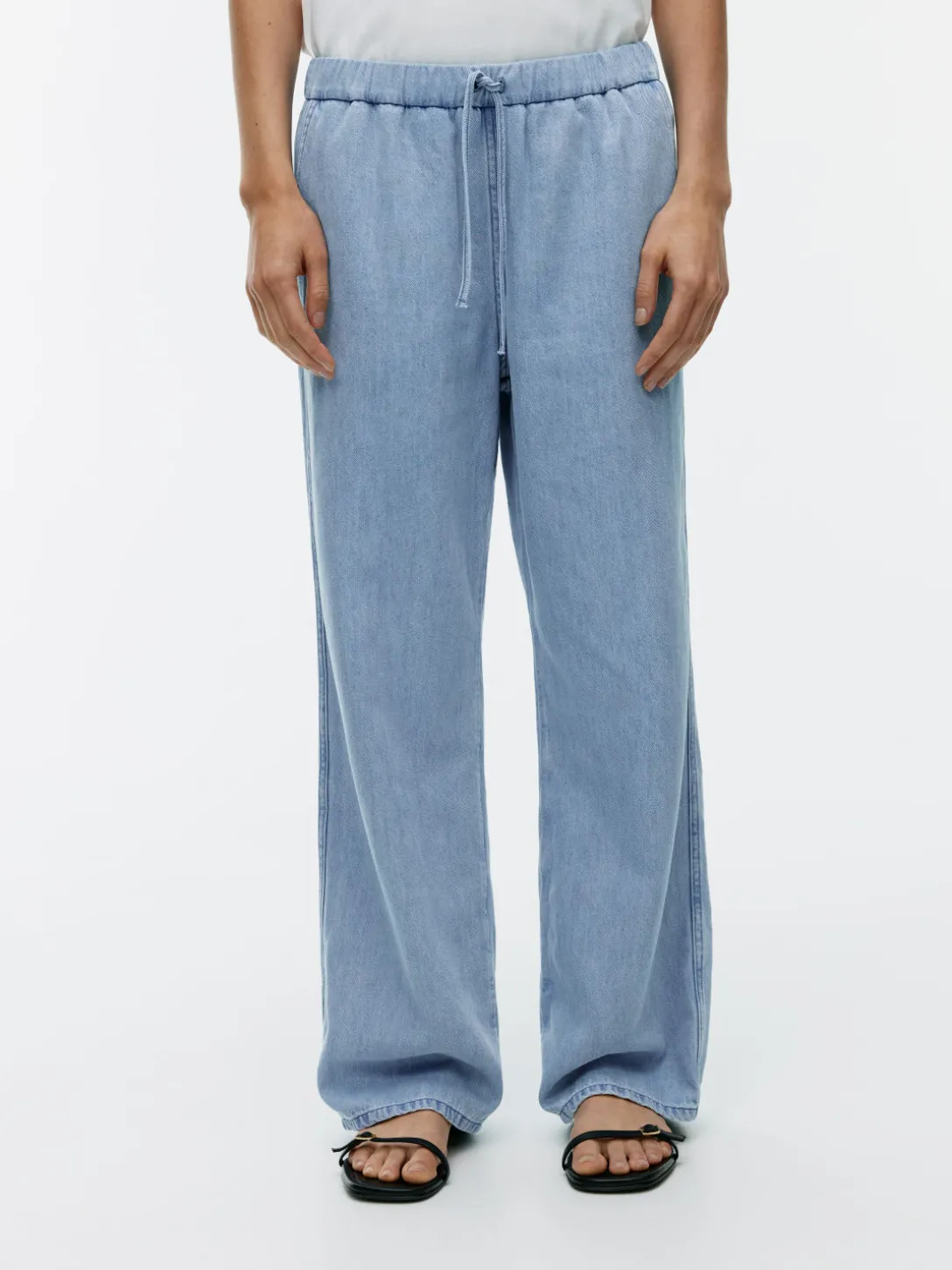 Denimbyxa Med Dragsko
