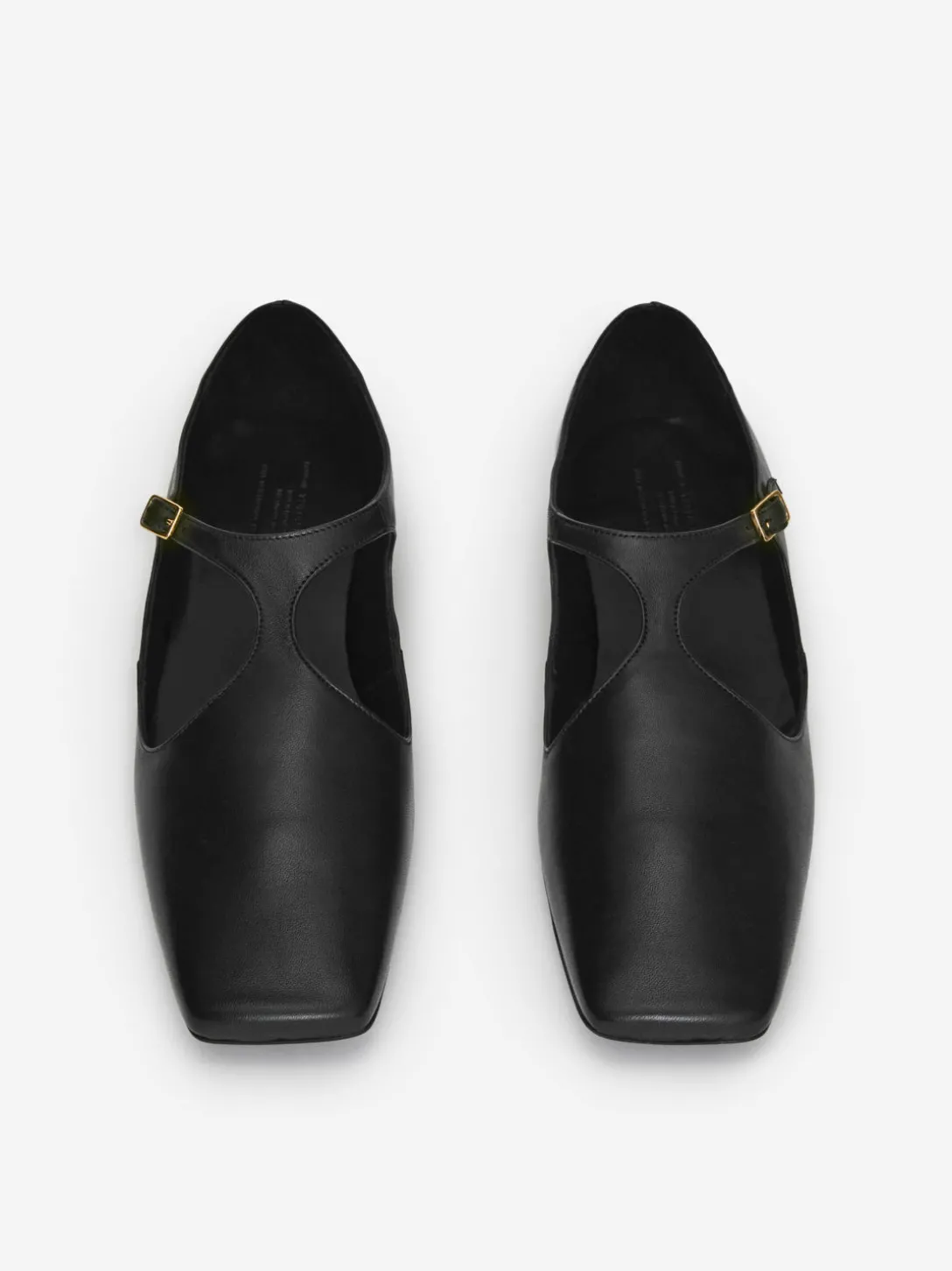 Flats Med Spänne