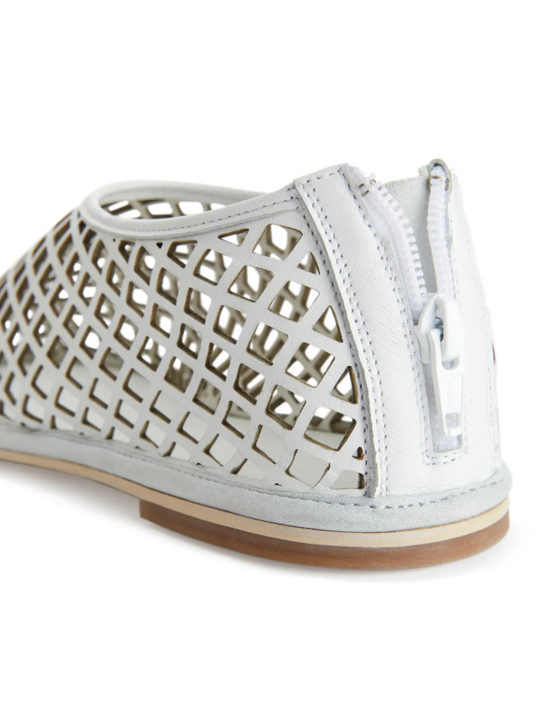 Läderskor Med Cut-outs