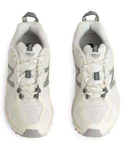New Balance 610 Sneakers