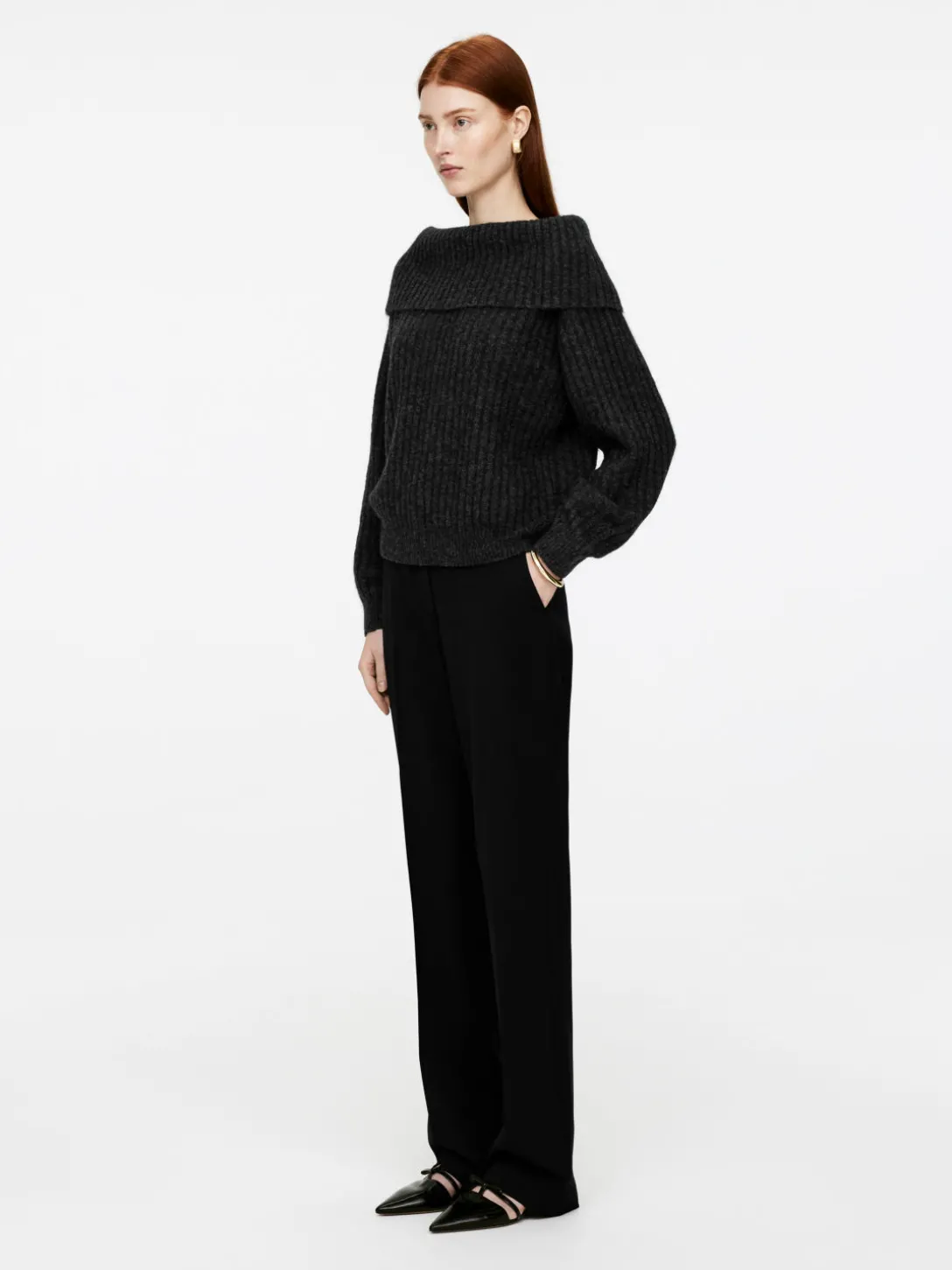 Ribbad Off Shoulder-tröja