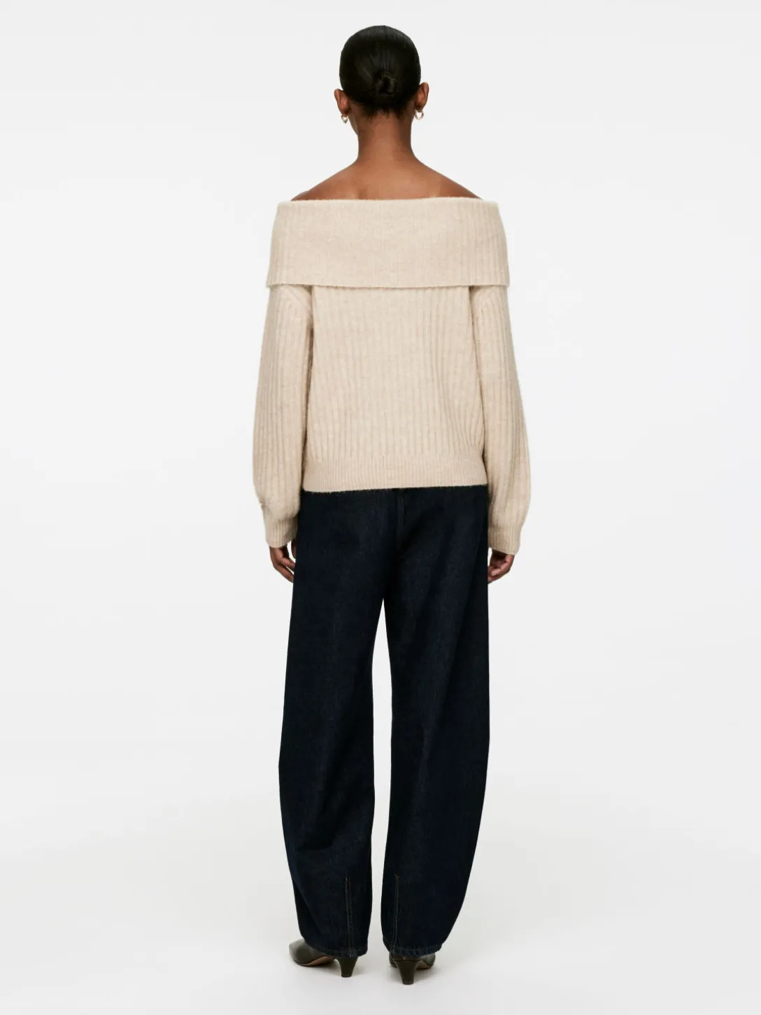 Ribbad Off Shoulder-tröja