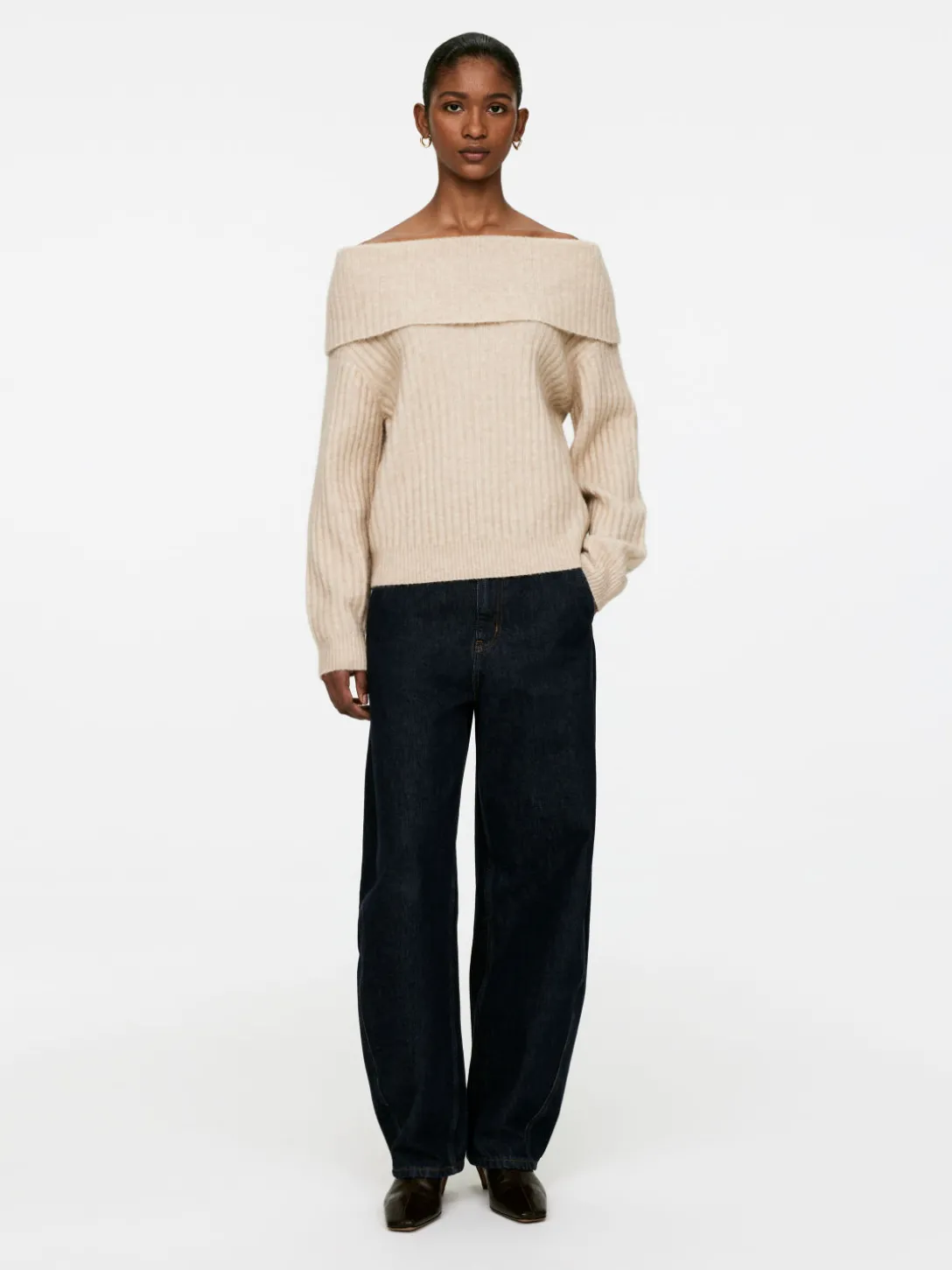 Ribbad Off Shoulder-tröja