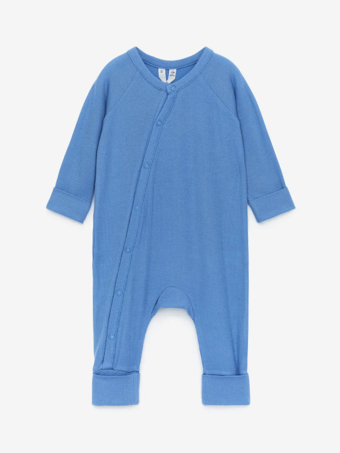 Ribbstickad Pyjamas För Nyfödd