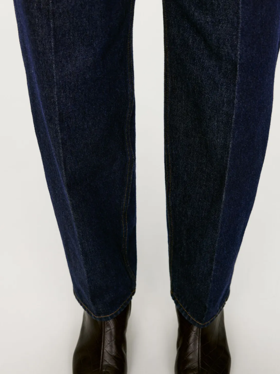 Skräddad Denimbyxa