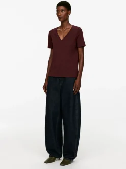 V-ringad T-shirt