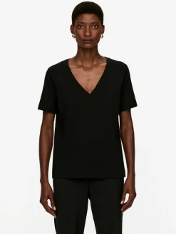 V-ringad T-shirt